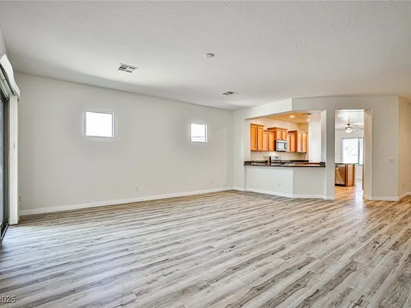 5967 Sun Appello Ave, Las Vegas, NV 89122