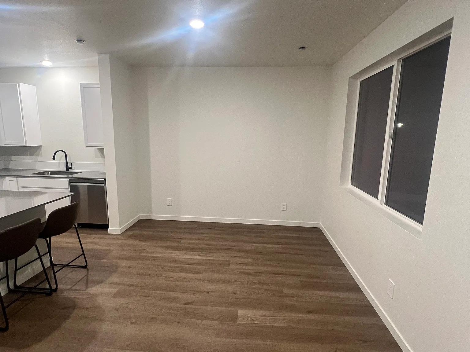 488 Condor Way — Photo 3