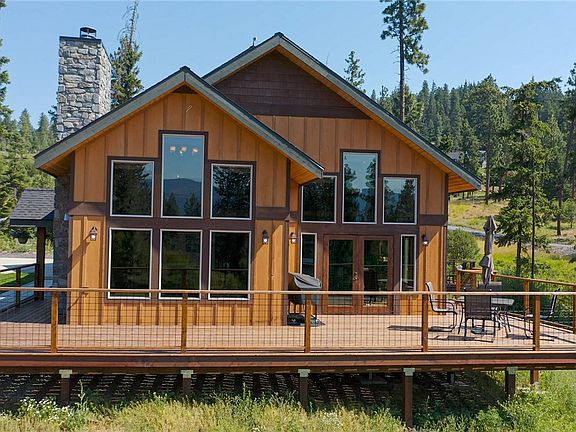 Enjoy Crisp, Sunny Mornings and Glorious Sunset Views of Peoh Point from your Scenic, Custom Engineered High-Performance, Energy Efficient, Prime Windows.