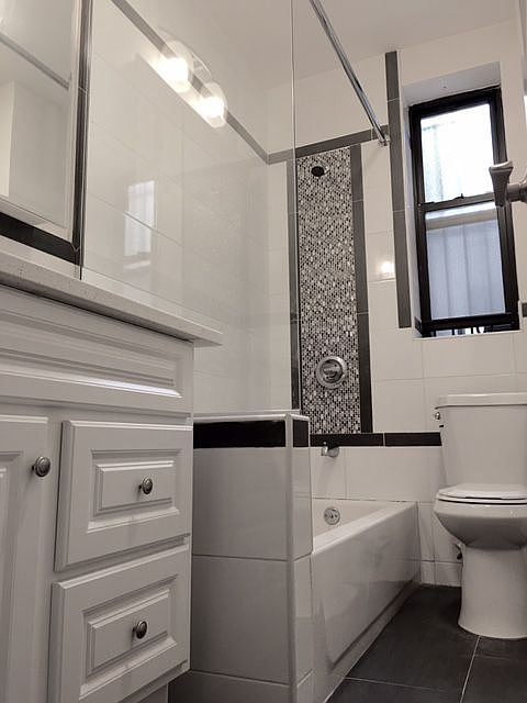 2nd image of 9354 Queens Blvd APT 6H