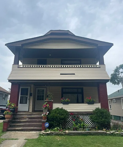 10806 Fidelity Ave #UP — Photo 1