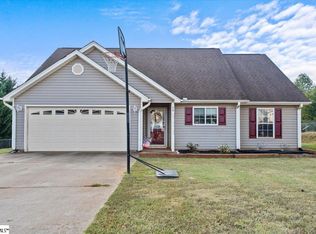10 Natalie Ct, Greer, SC 29651