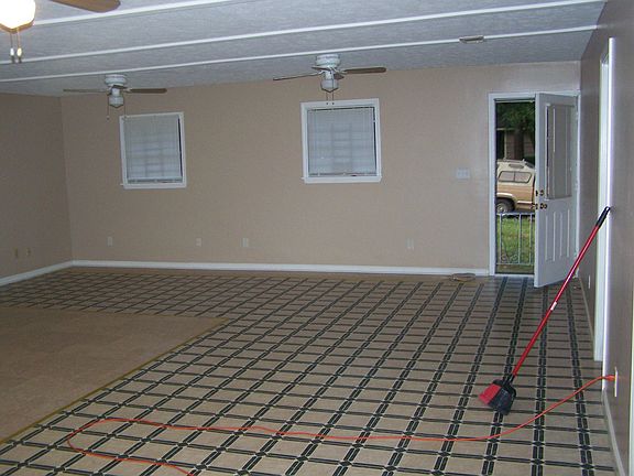 5th image of 2853 Kentwood Dr #1