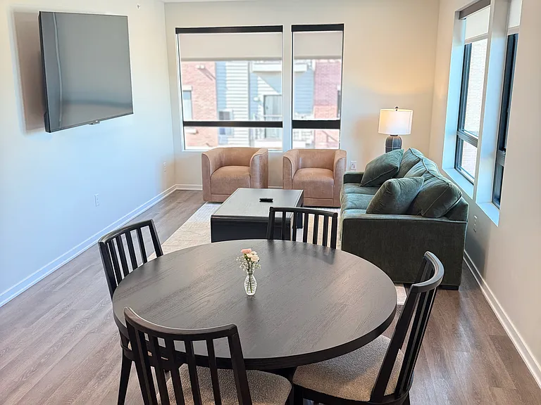 Leavenworth Lofts — Photo 17
