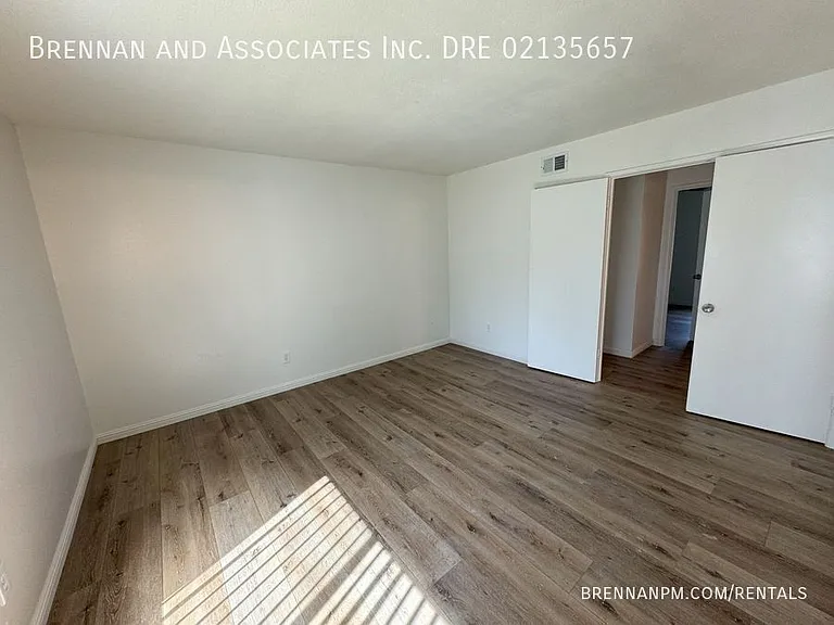 8505 Innsdale Ln — Photo 14