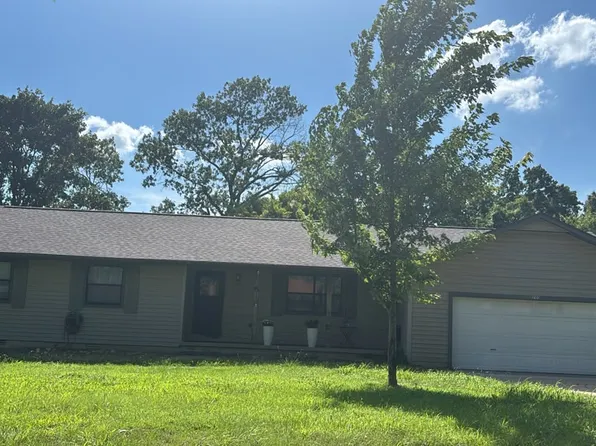 2101 NE J St, Bentonville, AR 72712