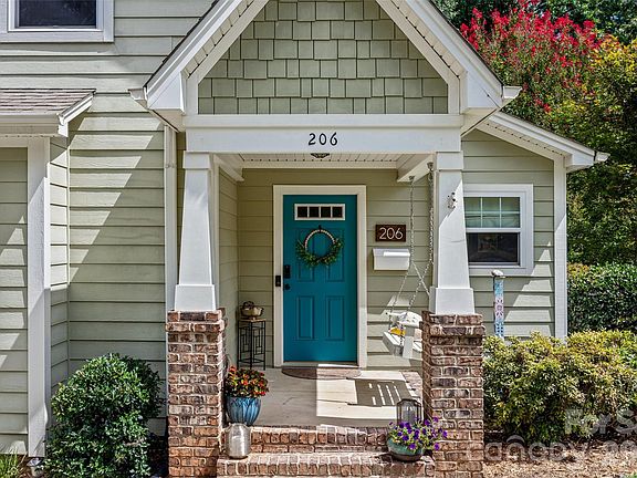 3rd image of 206 W Woodrow Ave
