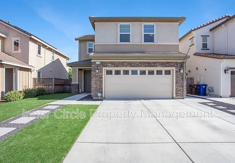 169 Leprino Cir — Photo 1