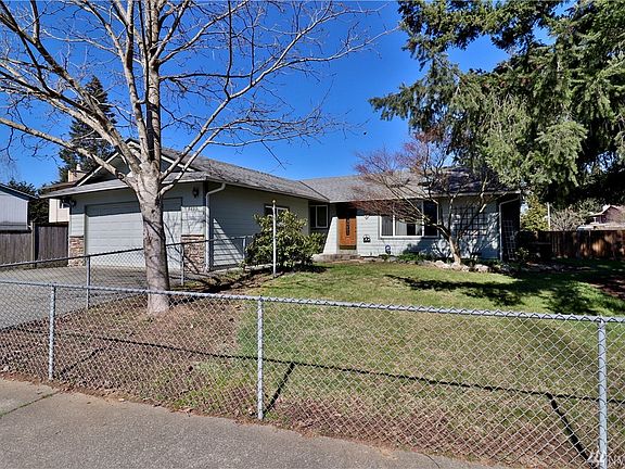 2nd image of 5423 105th St NE
