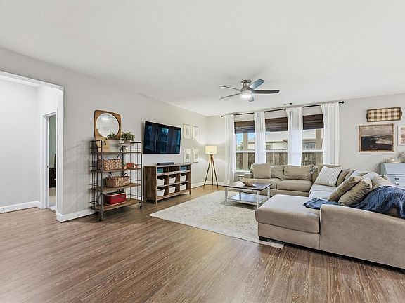 5th image of 3502 Saxton Green Rd