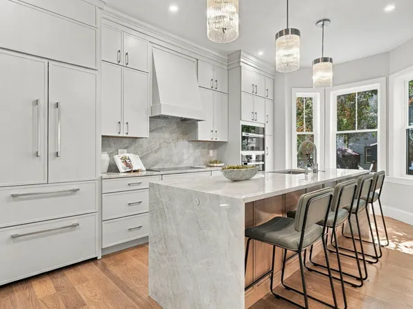 222 Putnam Ave, Cambridge, MA 02139
