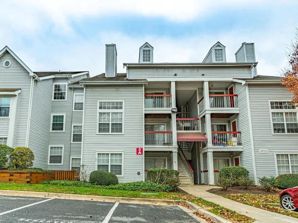 18521 Boysenberry Dr APT 249, Gaithersburg, MD 20879