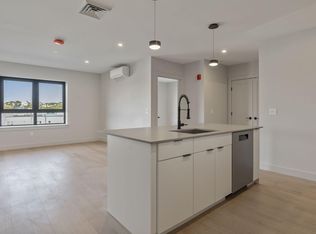 75 Chestnut St #410, Portland, ME 04101