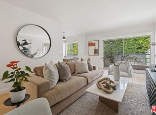 1131 Alta Loma Rd APT 115, West Hollywood, CA 90069