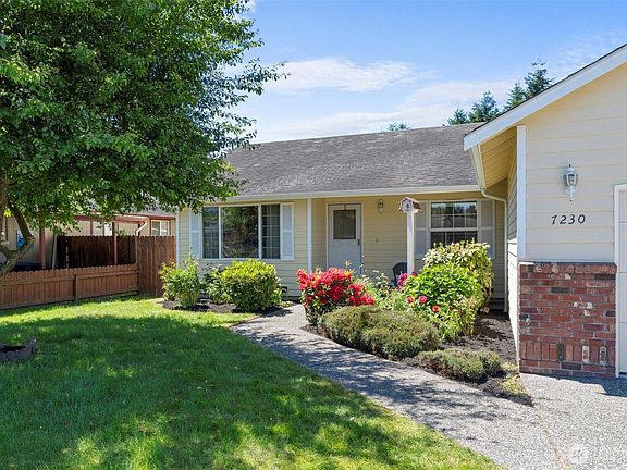 2nd image of 7230 64th Avenue NE