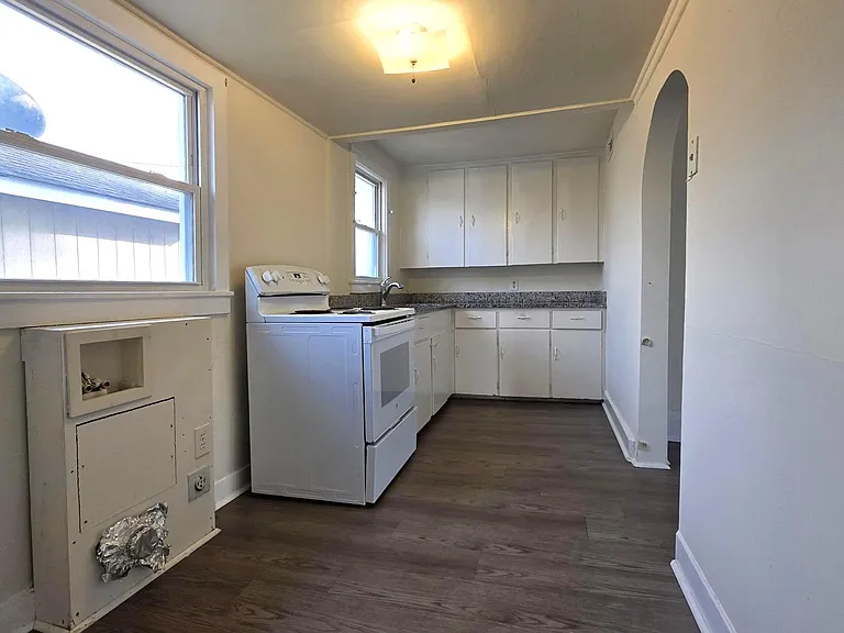 10 Dorman St #A — Photo 9