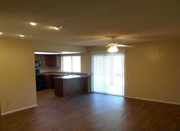 5th image of 3644 W Vogel Ave