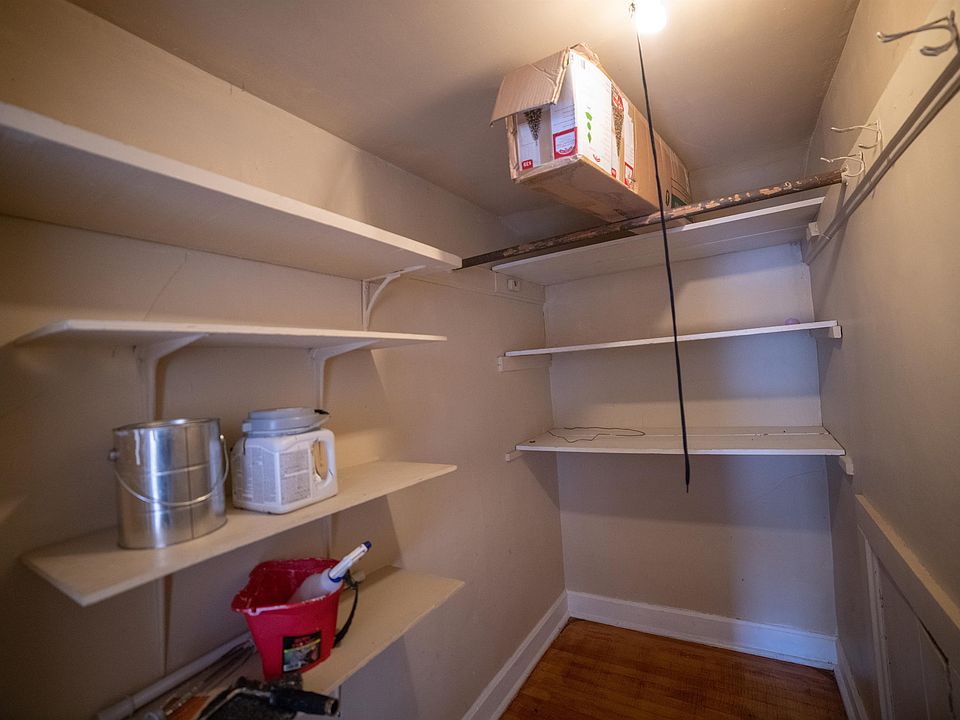 1st image of 127 Woodlawn Ave #C
