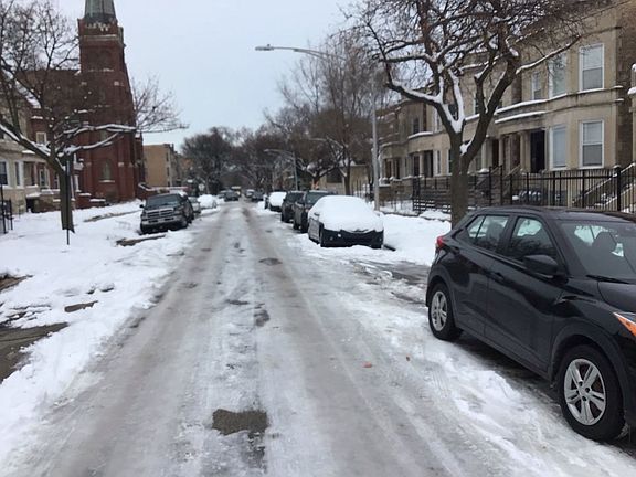 5th image of 6521 S Peoria St