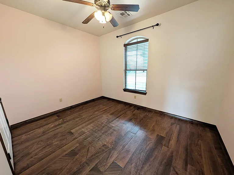 6405 Bent Wood Dr — Photo 17