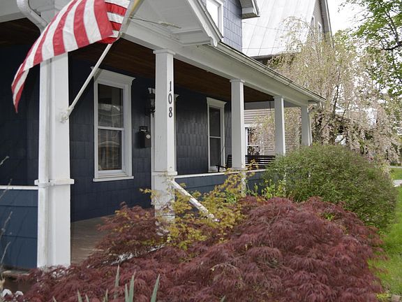 4th image of this home