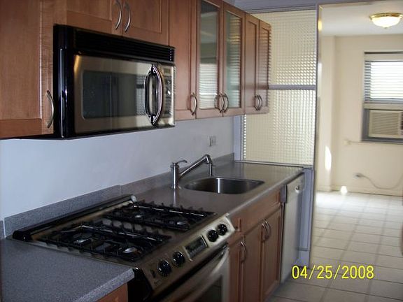 3rd image of 2 Washington Sq APT 5D
