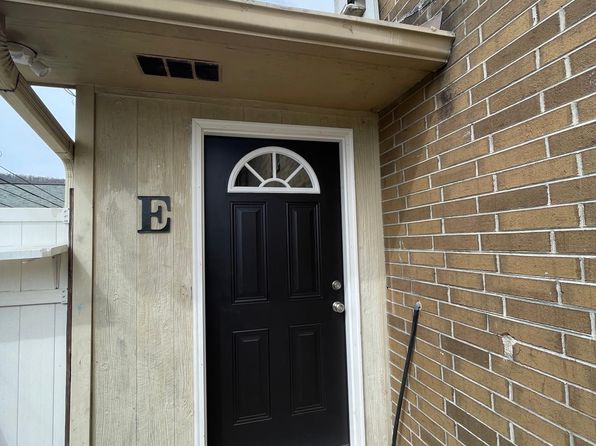 630 Carlock Ave #E, Harriman, TN 37748