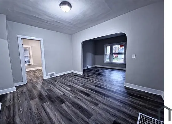 4321 Storer Ave — Photo 5