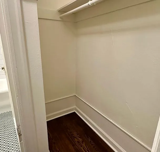 5234 University Way NE — Photo 9