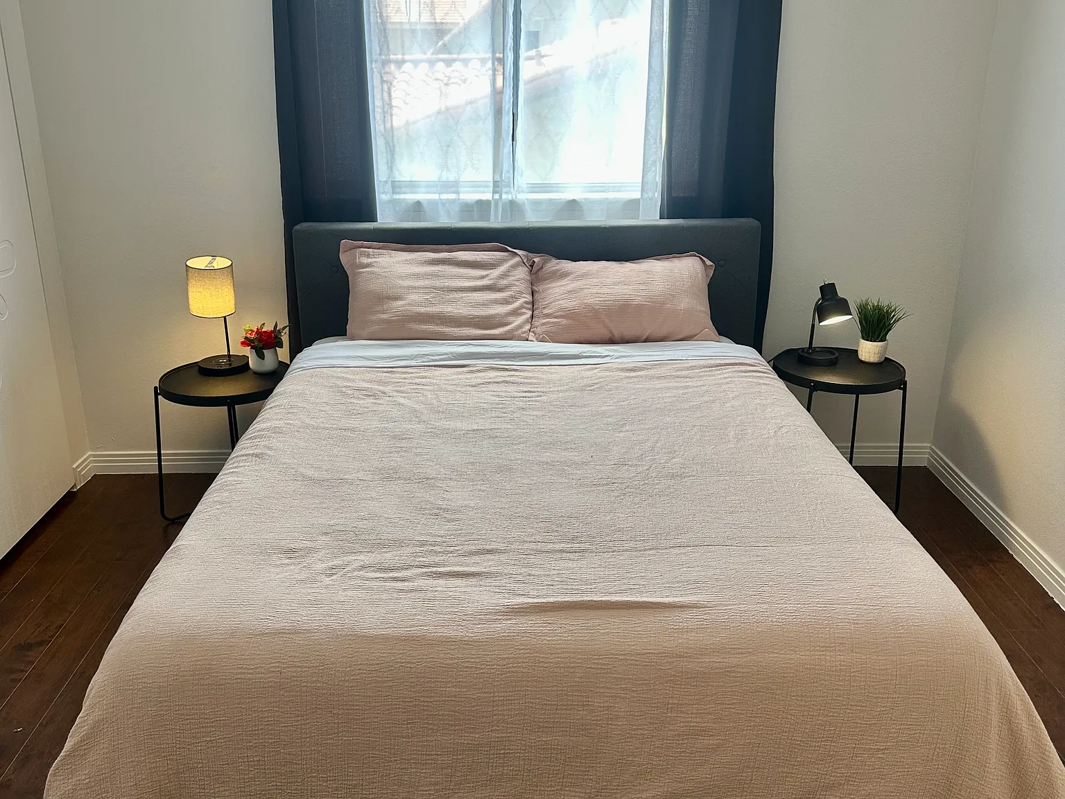 5 bed, 2850 sqft, $800 — Photo 2