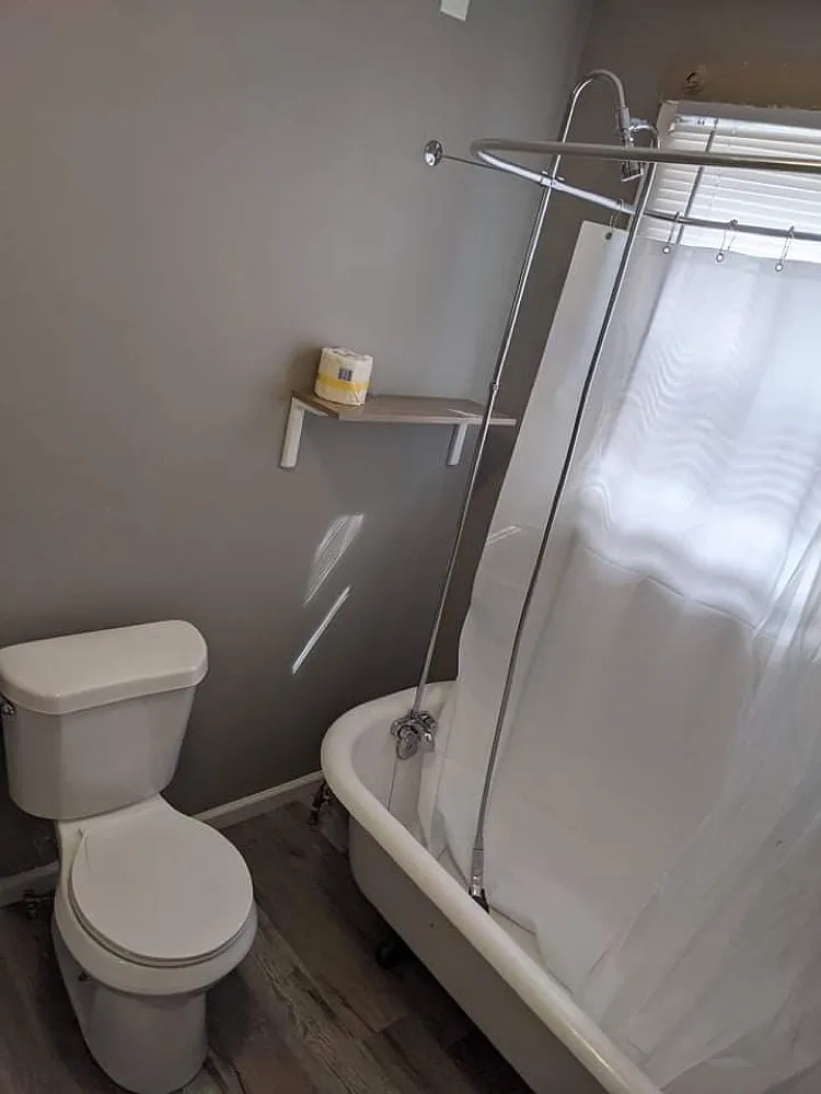 1 bed, 744 sqft, $800 — Photo 2