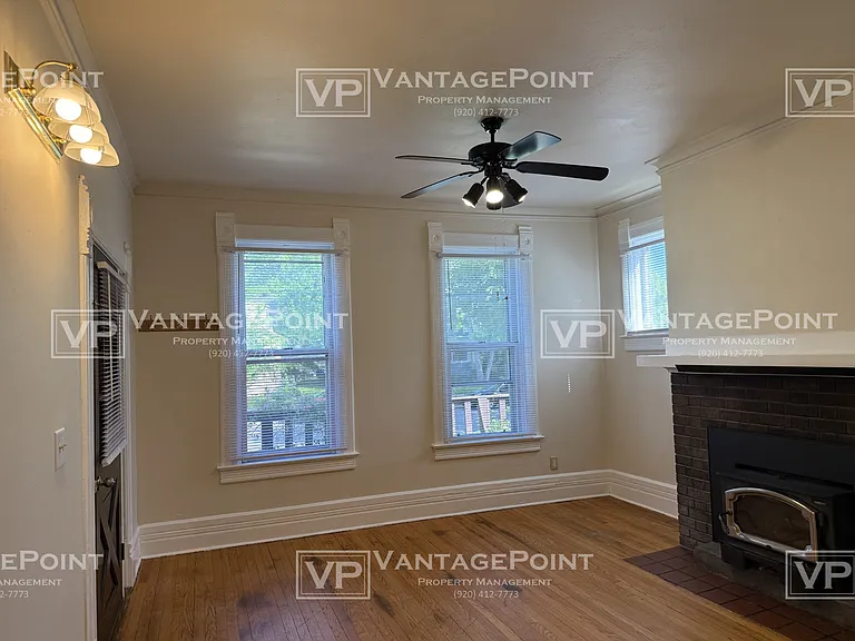 220 S Maple Ave — Photo 3