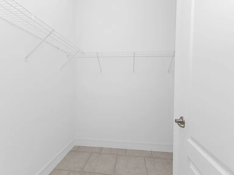 Builder provided photos - actual layout is reversed. Specific finishes may vary.