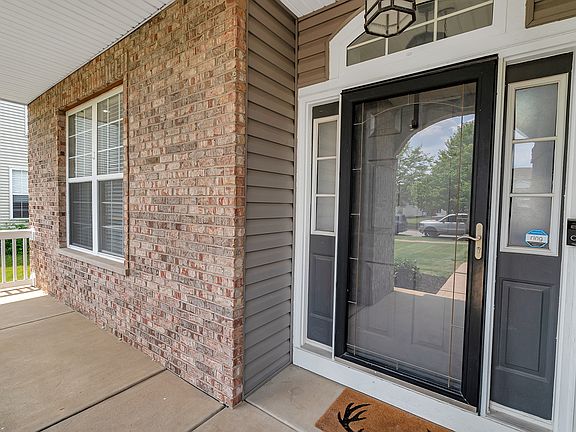 4th image of 305 Austin Dr