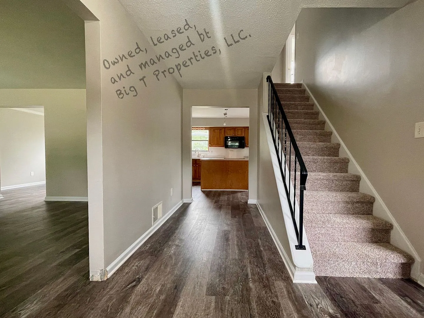 Newark, DE 4bd/2.5ba house ready for immediate move-in — Photo 2