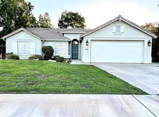 1243 N Michael St, Porterville, CA 93257