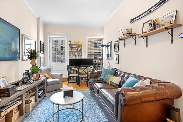 1st image of 59 W 94th St APT 3R
