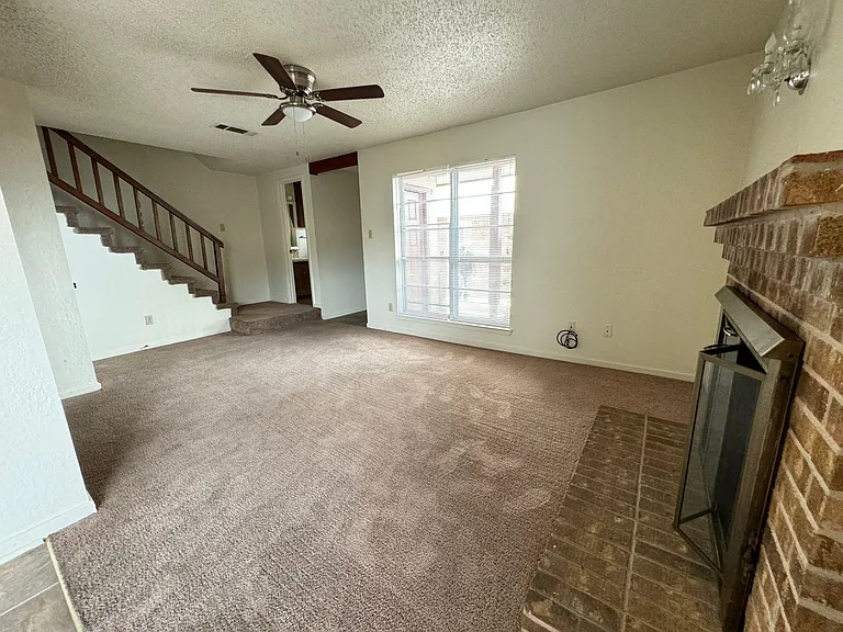 1307 Covey — Photo 4