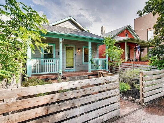 3rd image of 2546 Glenarm Pl