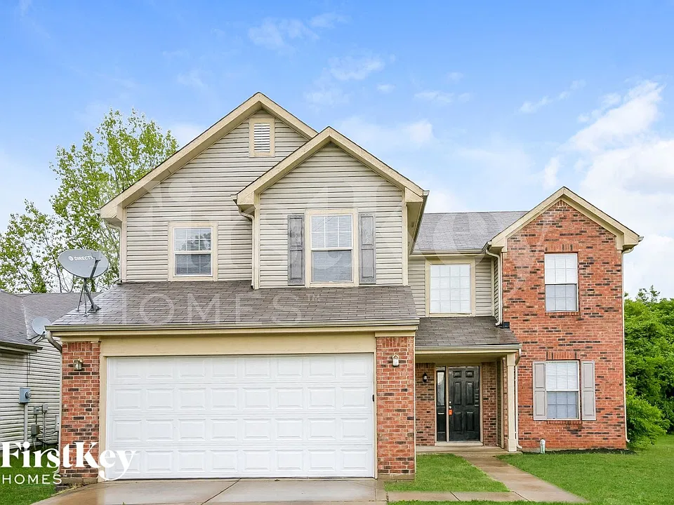 5323 Lakeside Manor Dr