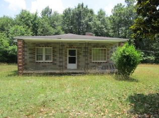 114 Nova Ct, Ware Shoals, SC 29692