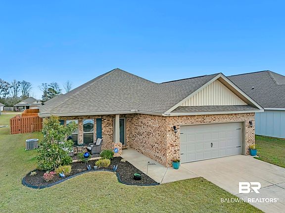 3rd image of 9368 Sitka Dr
