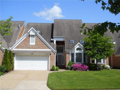 3610 Sparrow Pond Cir, Akron, OH, 44333