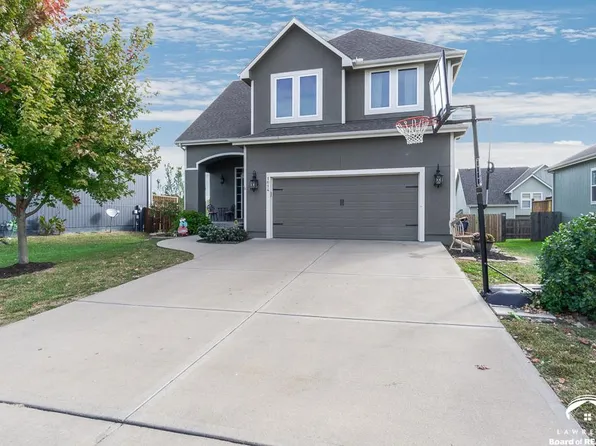 1614 Acorn Ln, Eudora, KS 66025