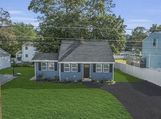 115 Mystic Ave, Tewksbury, MA 01876