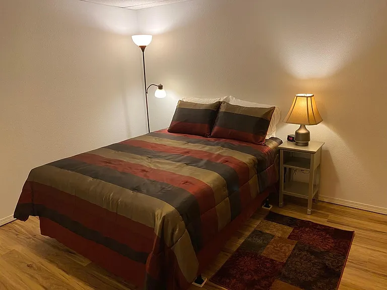 540 Shoreline Dr — Photo 11