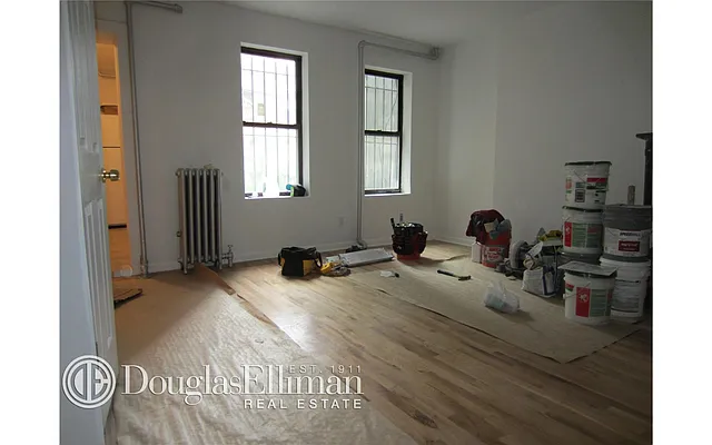 Rented by Douglas Elliman | media 14