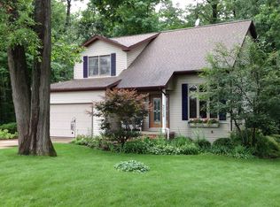 5529 Timothy Ln, Bath, MI 48808