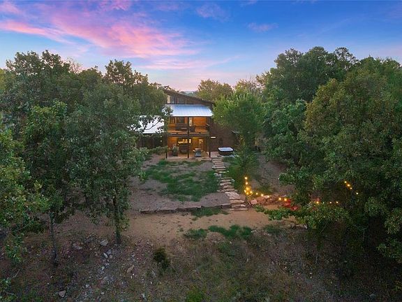 5th image of 429 Woodland Bluff Trl