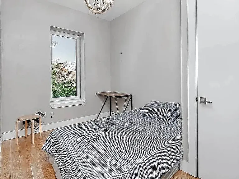 302 Linden St #3 — Photo 6